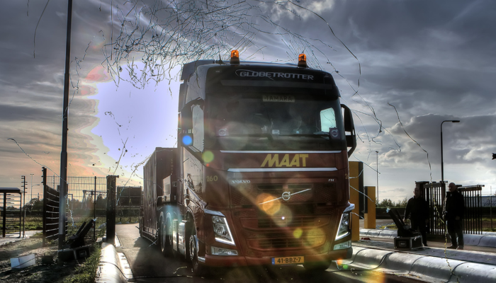 Beveiligde truckparking een succes: criminaliteit in Hazeldonk flink gedaald